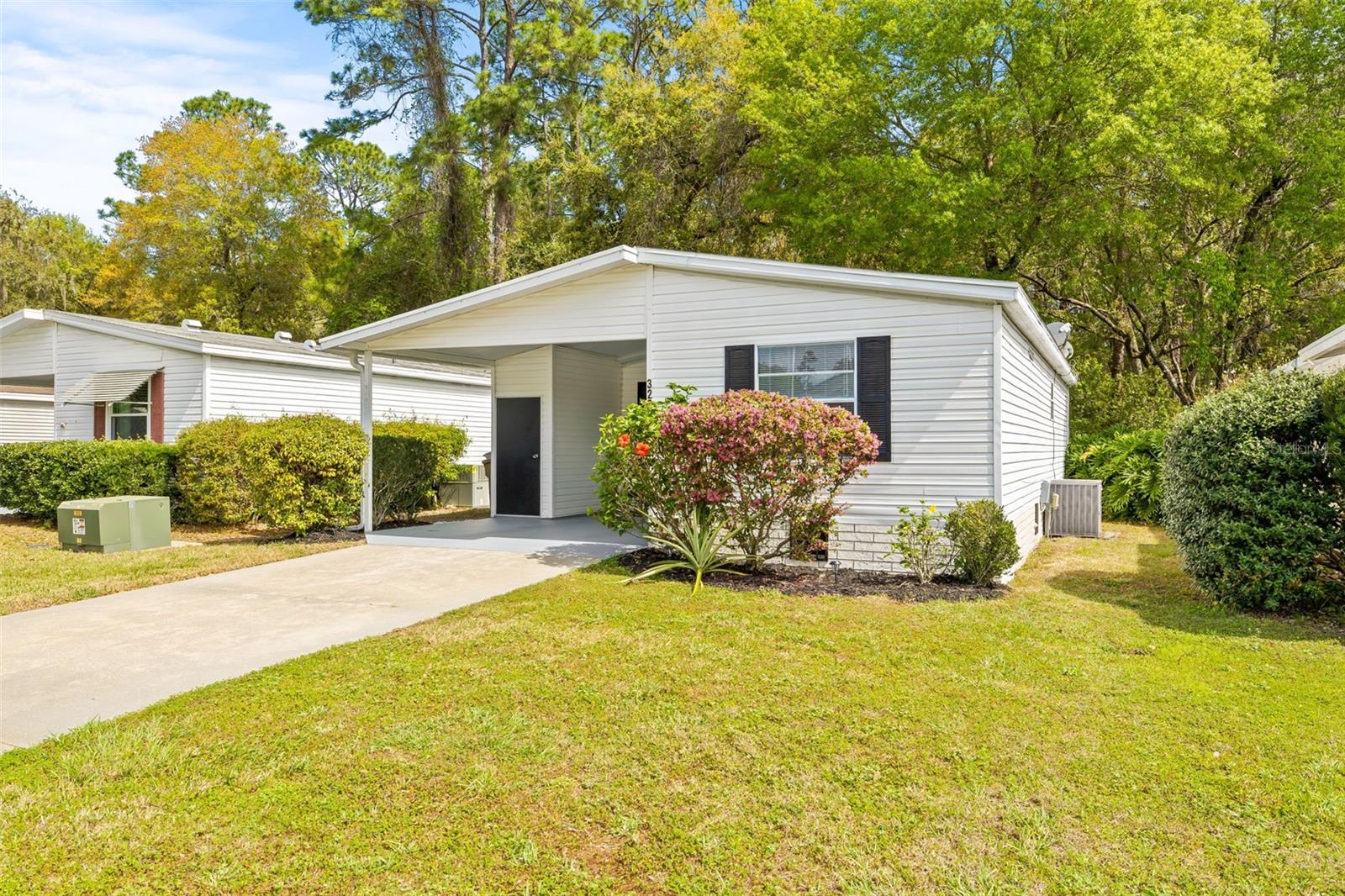 32334 OAK PARK DR photo 2