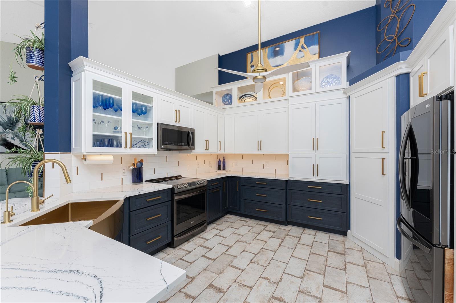 3310 BAY RIDGE WAY photo 4
