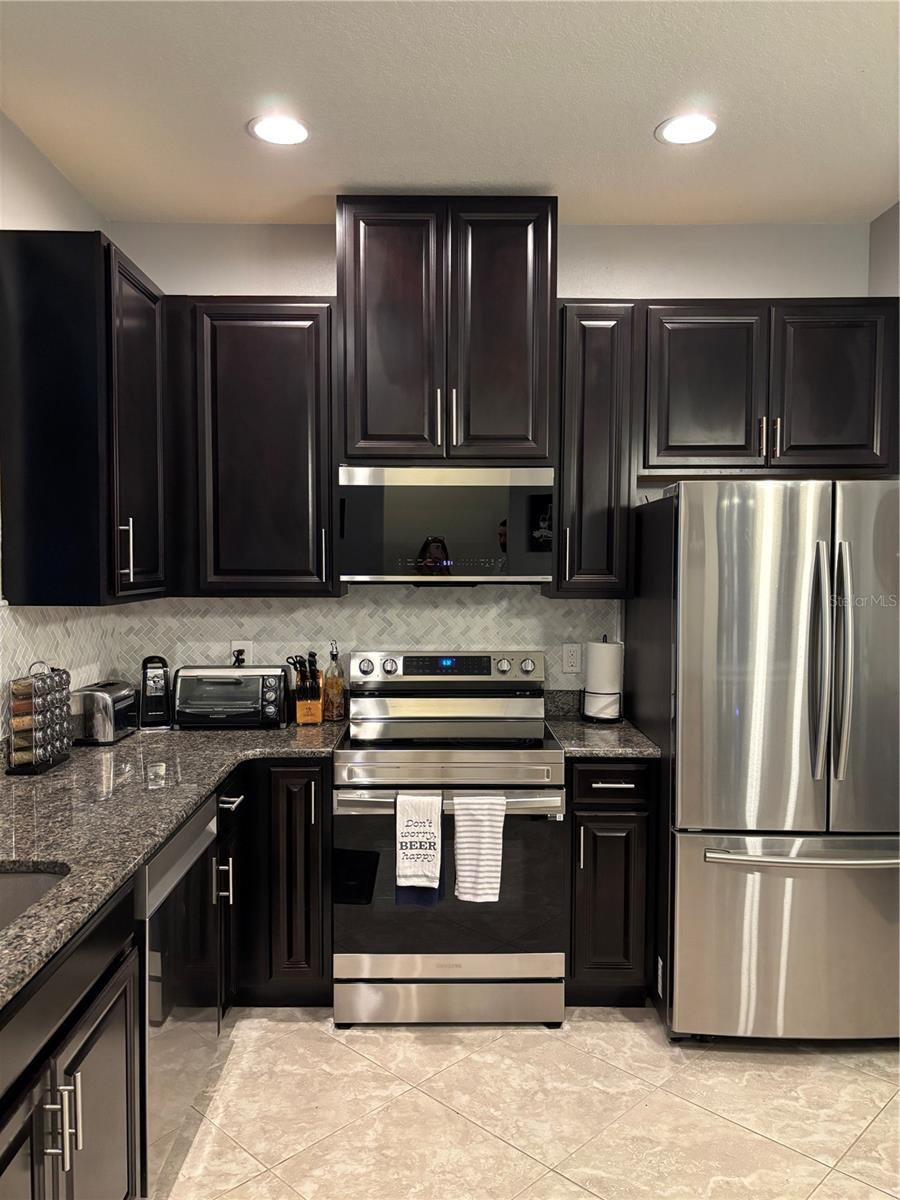 5153 BAY ISLE CIR photo 4