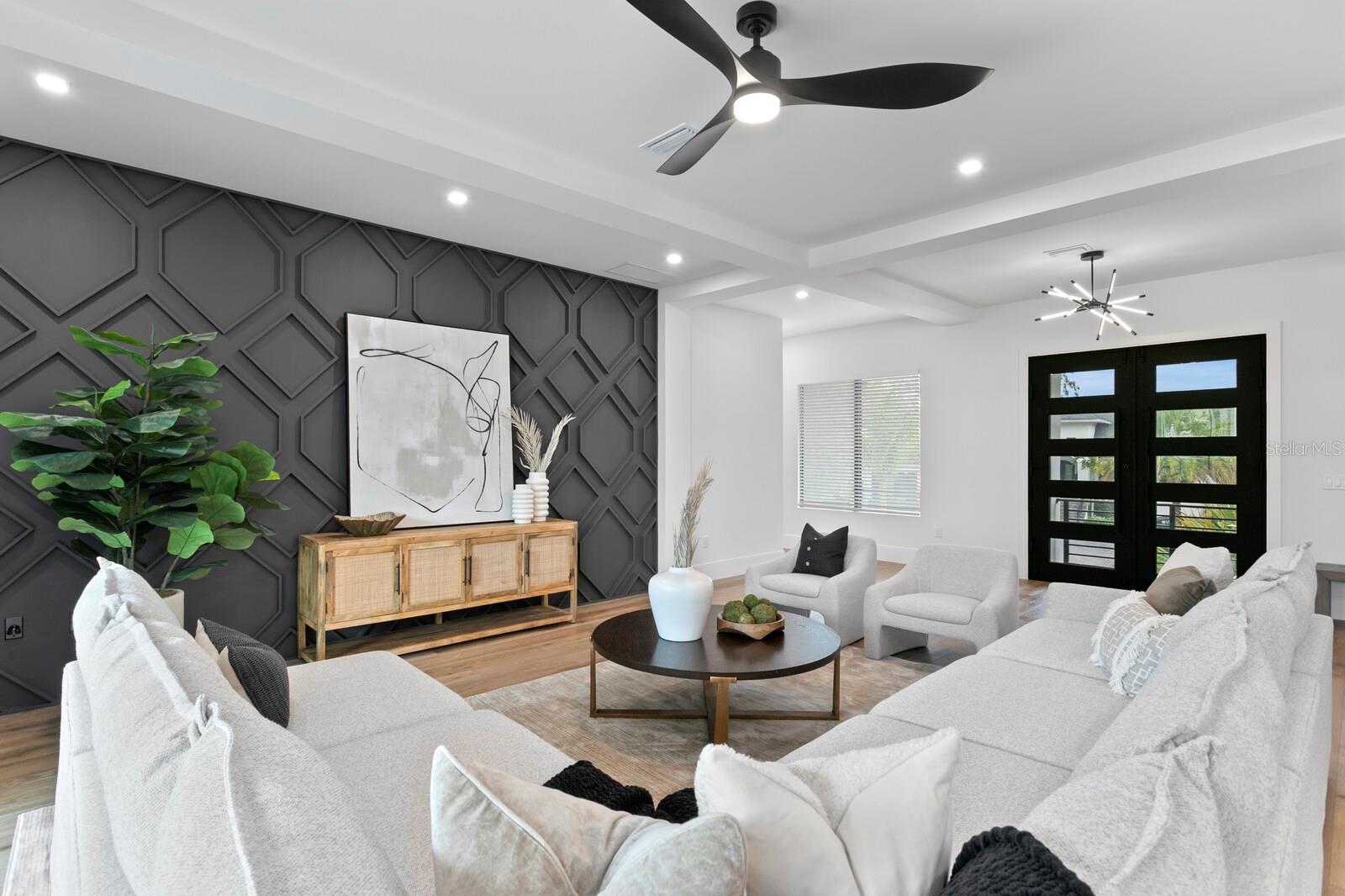 4816 W SUNSET BLVD photo 4