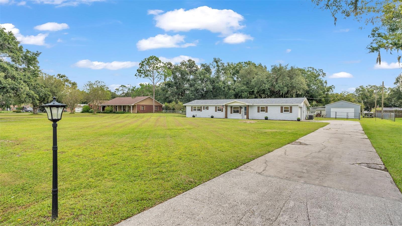 2465 THORNHILL RD