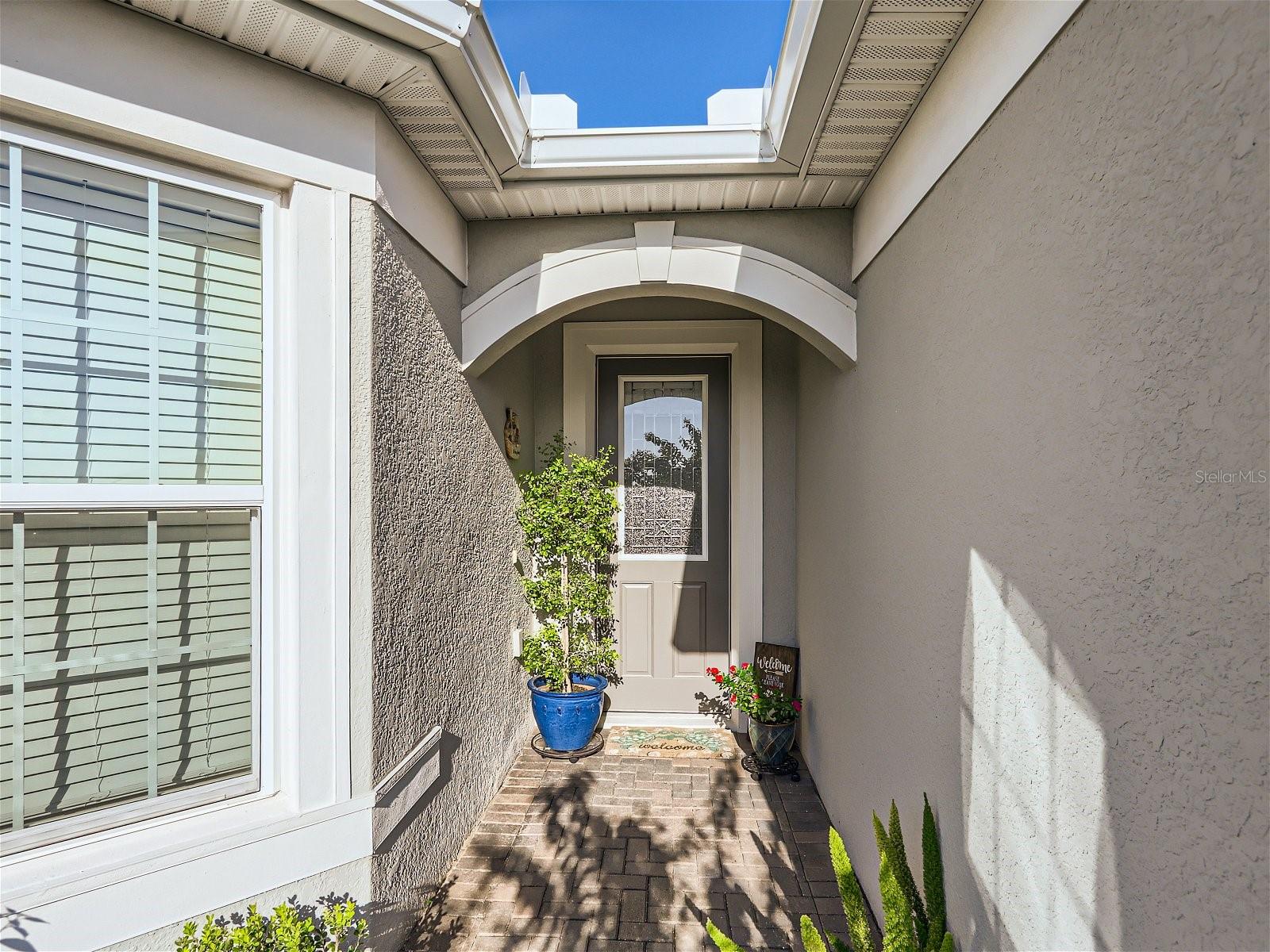 2812 RUBY ROSE LN photo 2