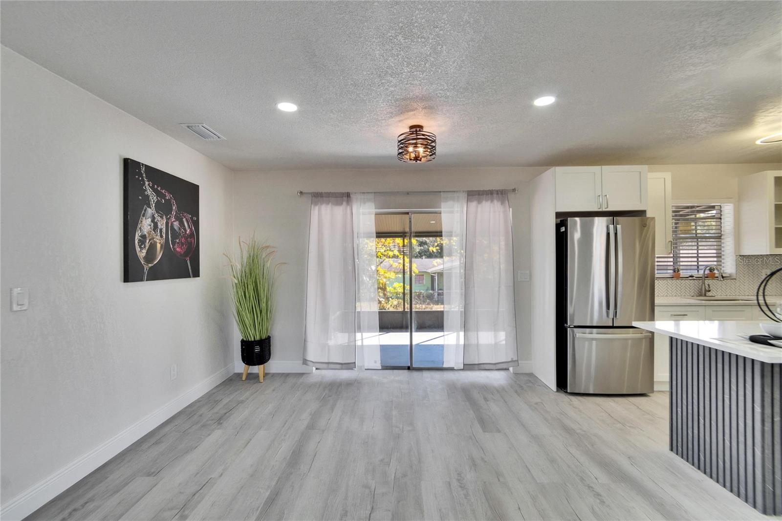 5120 LANDOVER BLVD photo 3