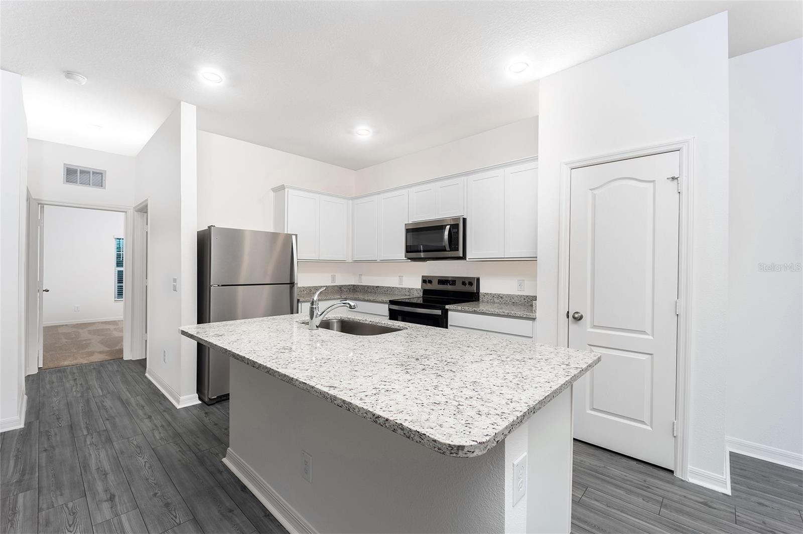 308 BASS CT photo 2