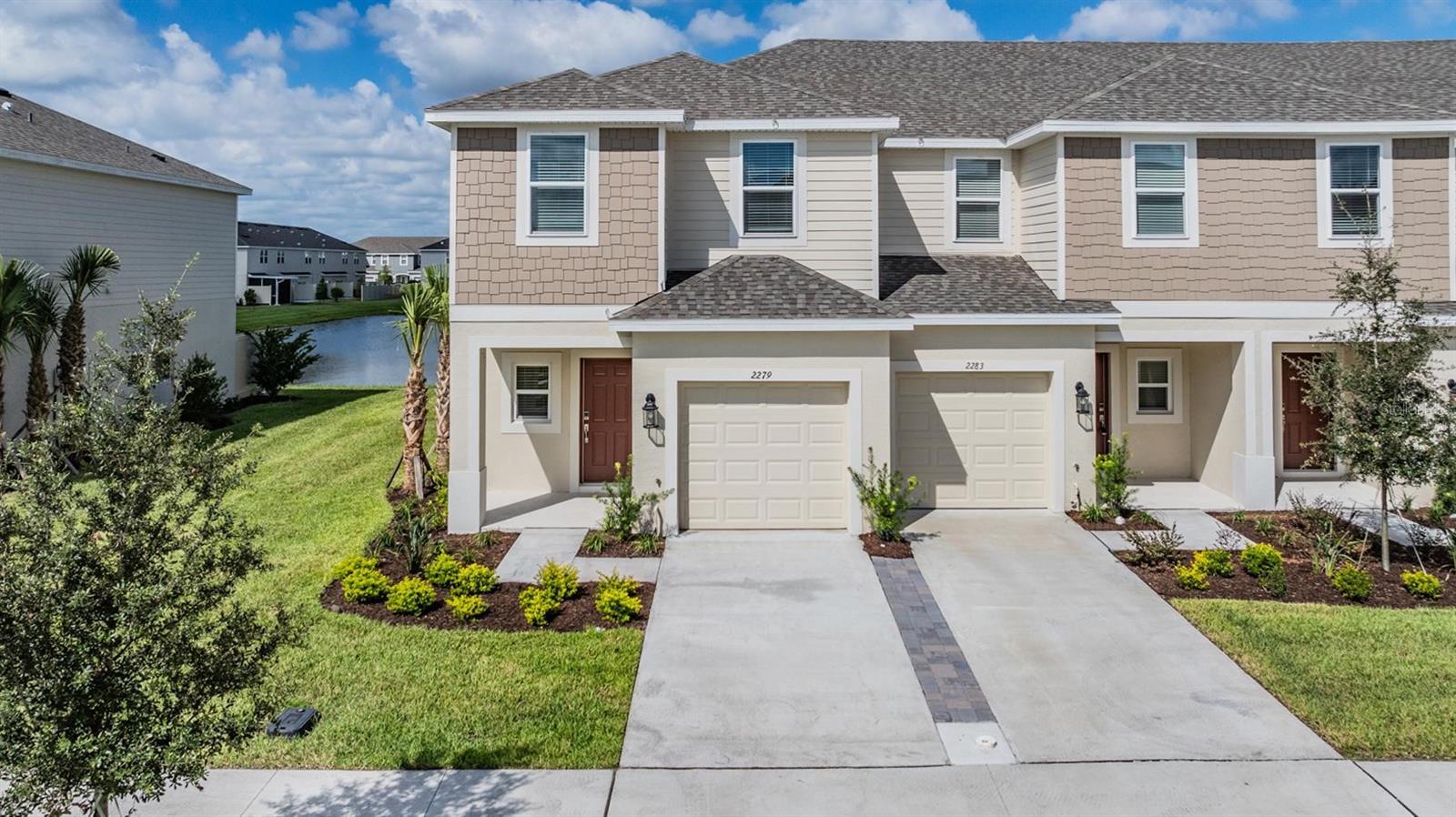 2279 PARAVANE WAY photo 4