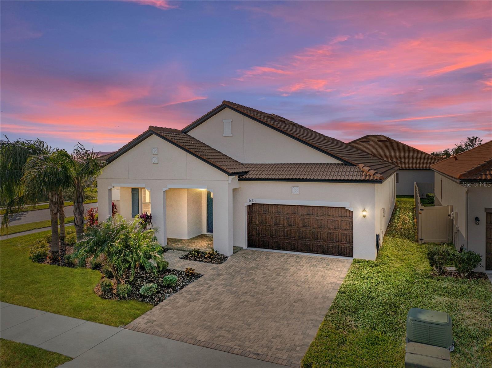 16931 SCUBA CREST ST photo 3