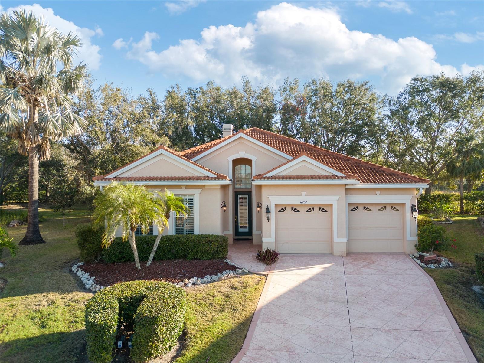 6207 SKYWARD CT photo 3