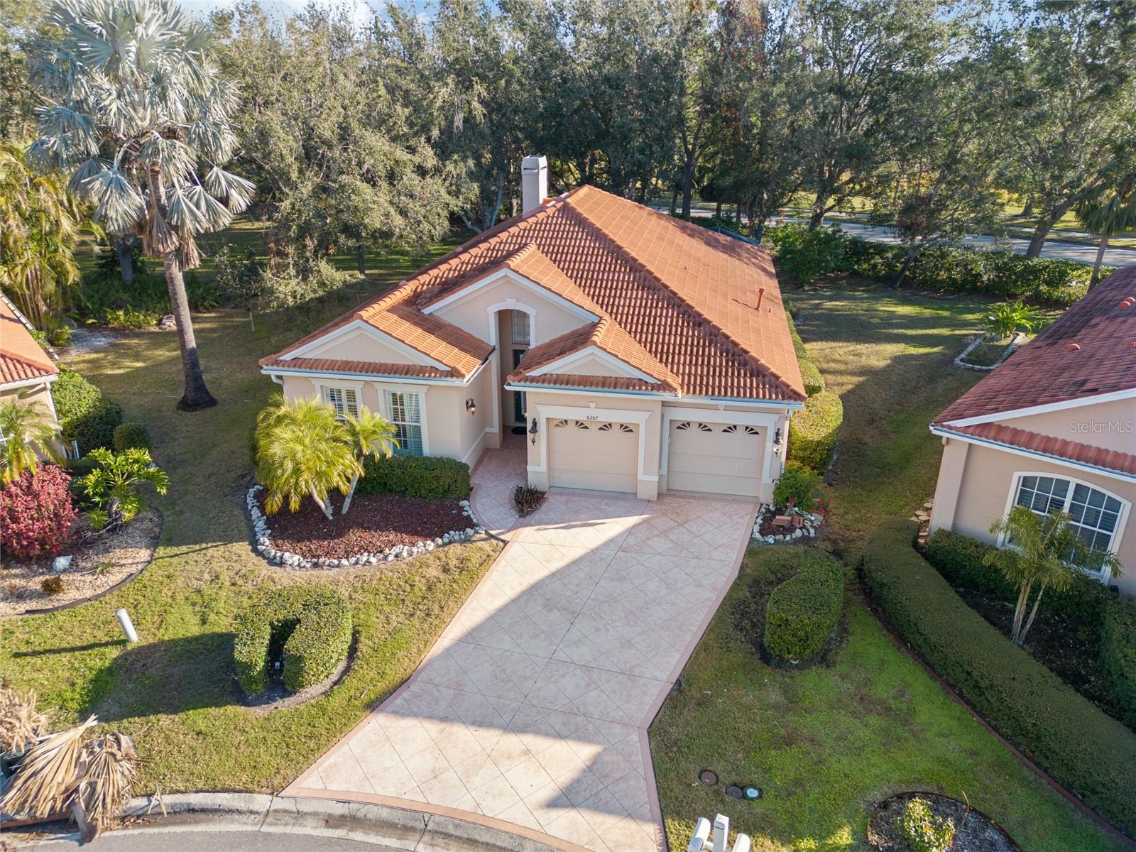 6207 SKYWARD CT photo 4
