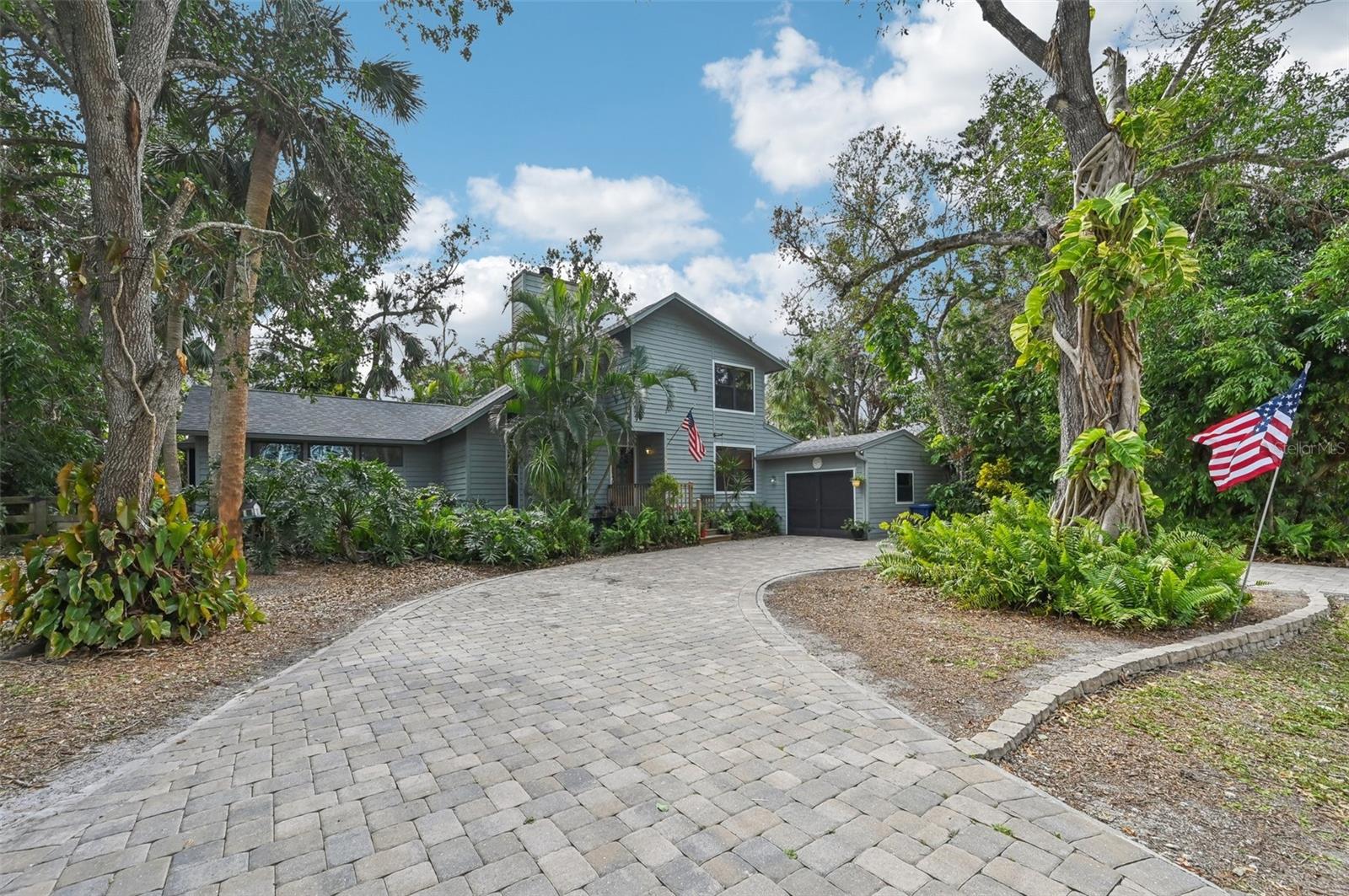 1702 SPOONBILL DR photo 2