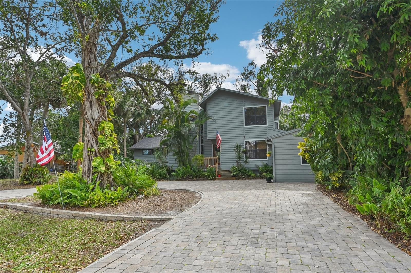 1702 SPOONBILL DR photo 4