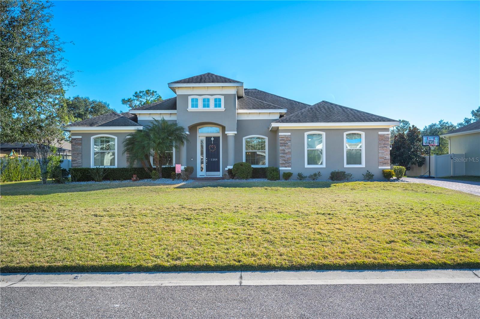 Single Family Residence