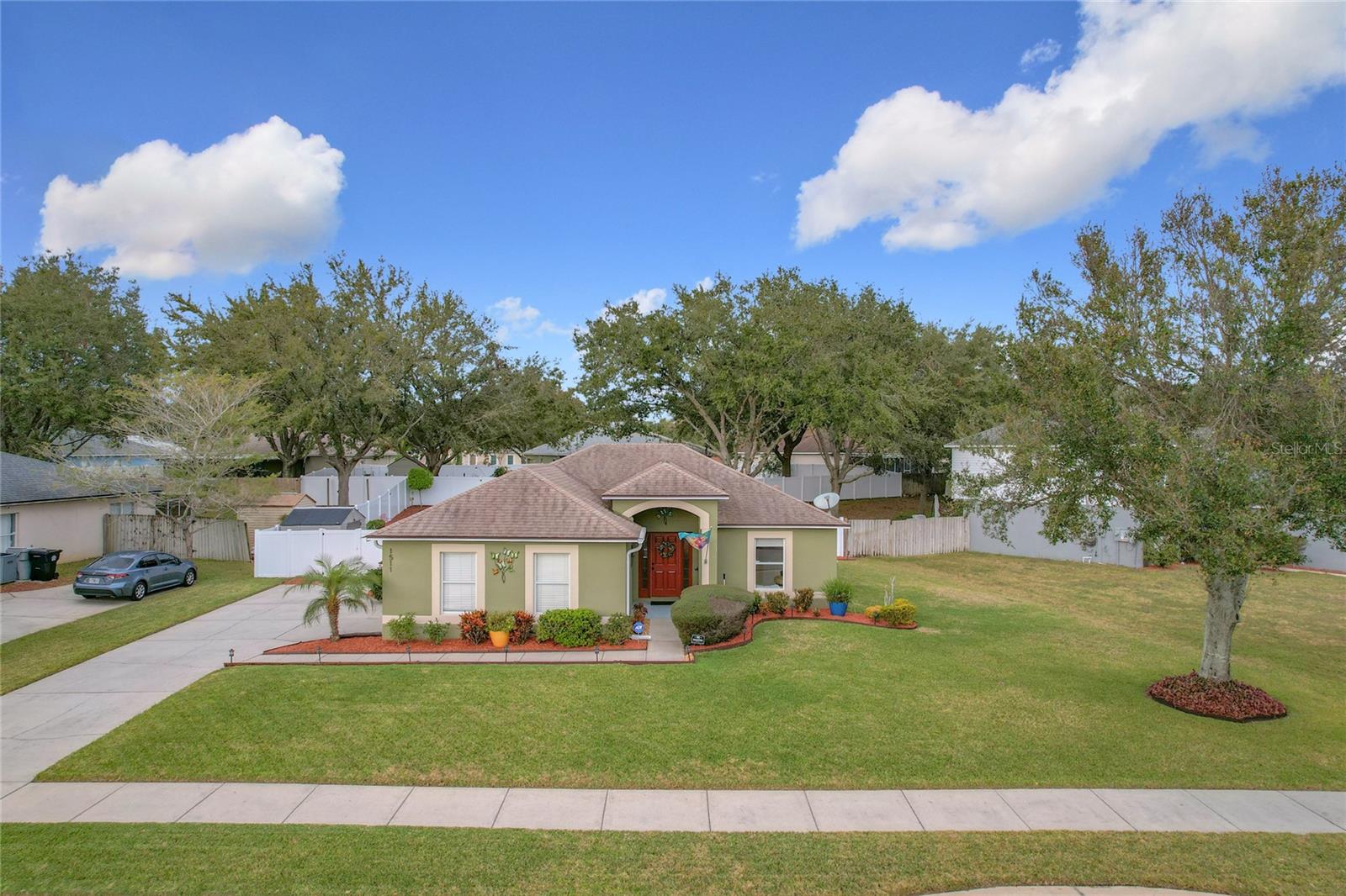 1511 DUNN COVE DR photo 2