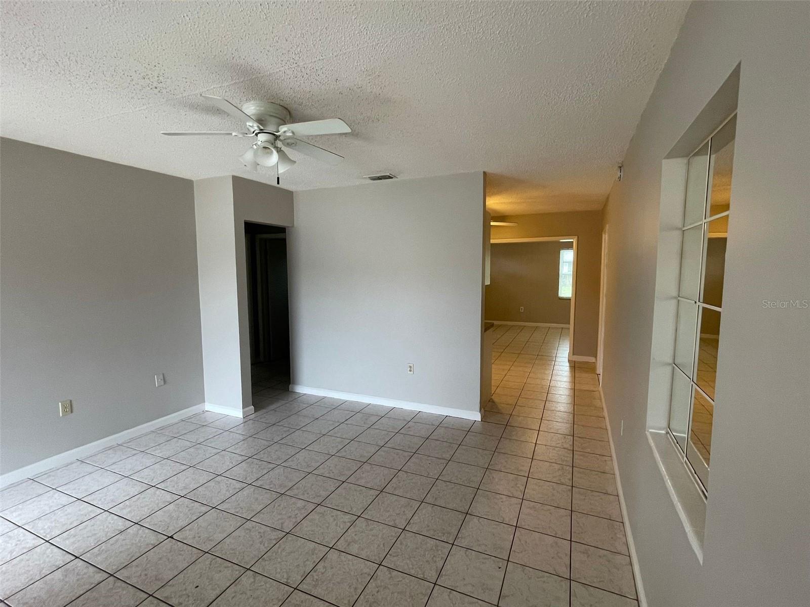 6102 MASSACHUSETTS AVE photo 3