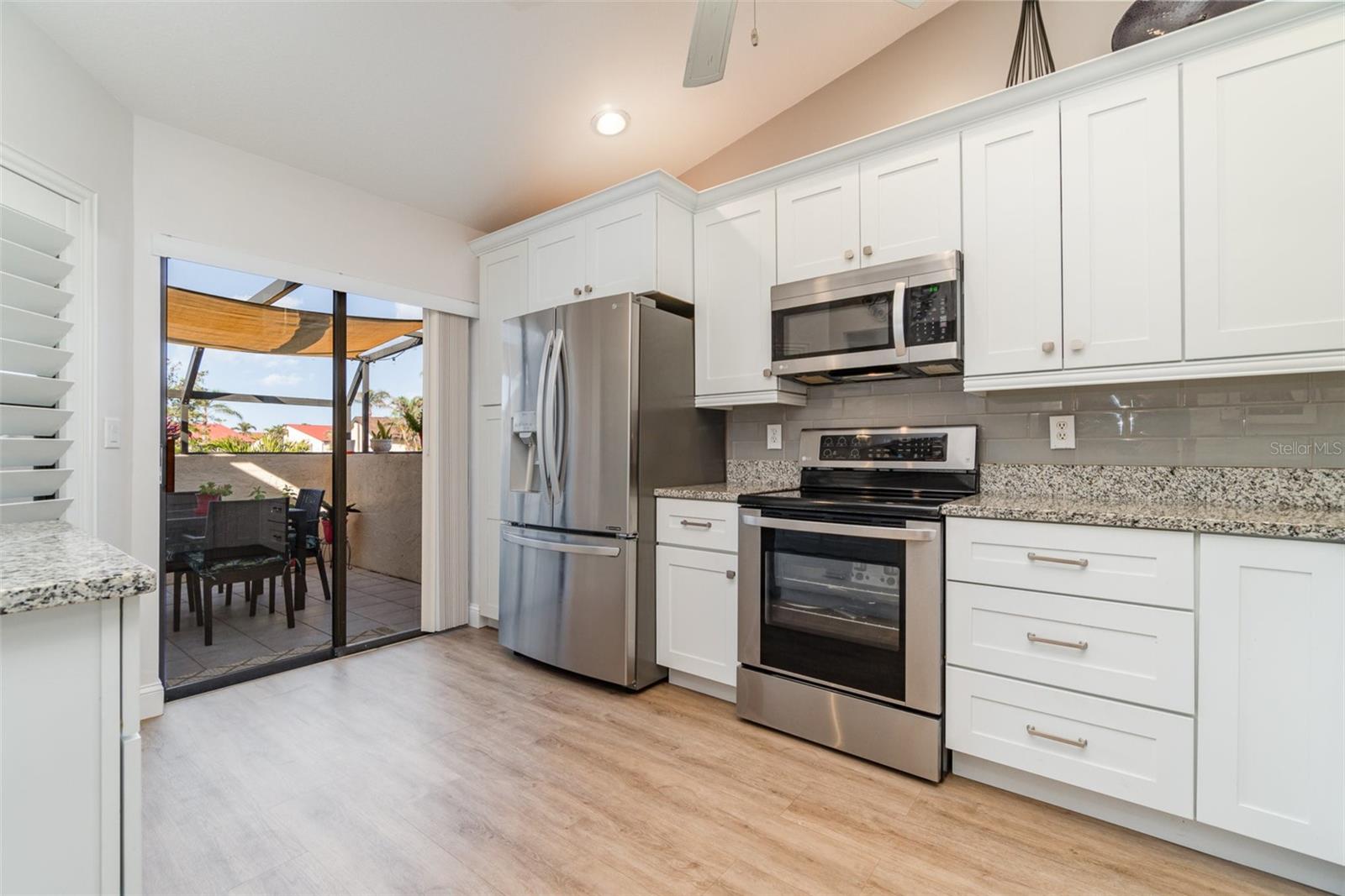 3920 BAL HARBOR BLVD #E1 photo 3