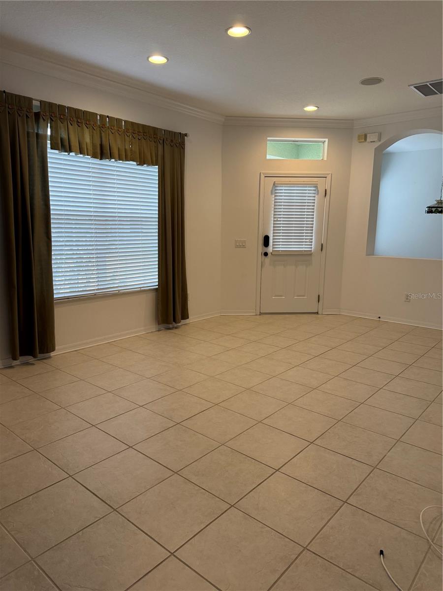 7611 HELEN WHITE LN photo 5
