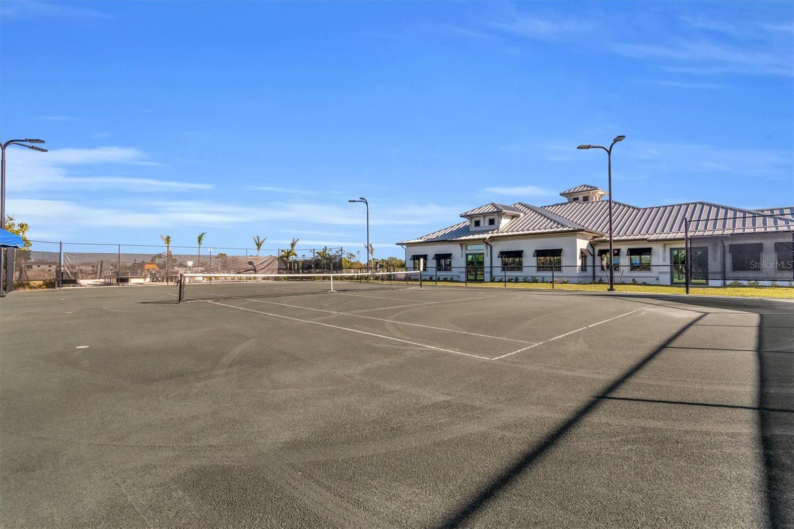14091 HERITAGE LANDING BLVD #121 photo 3
