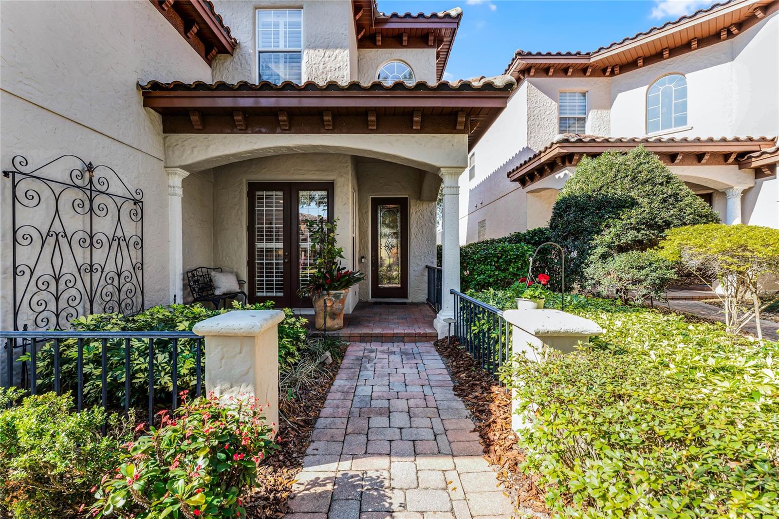 8312 VIA ROSA photo 3