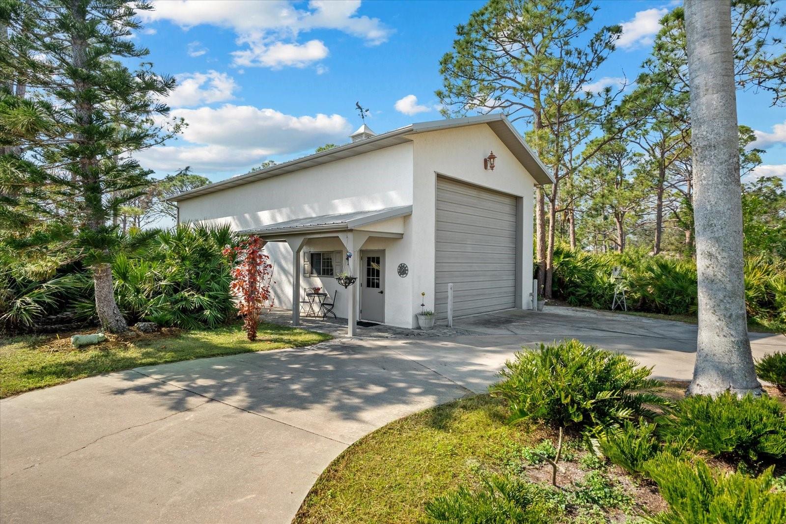 38 RIVERFRONT DR photo 4