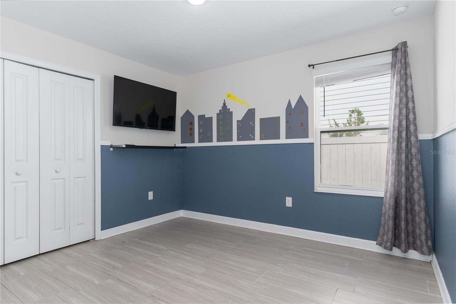 445 N ANDREA CIR photo 4