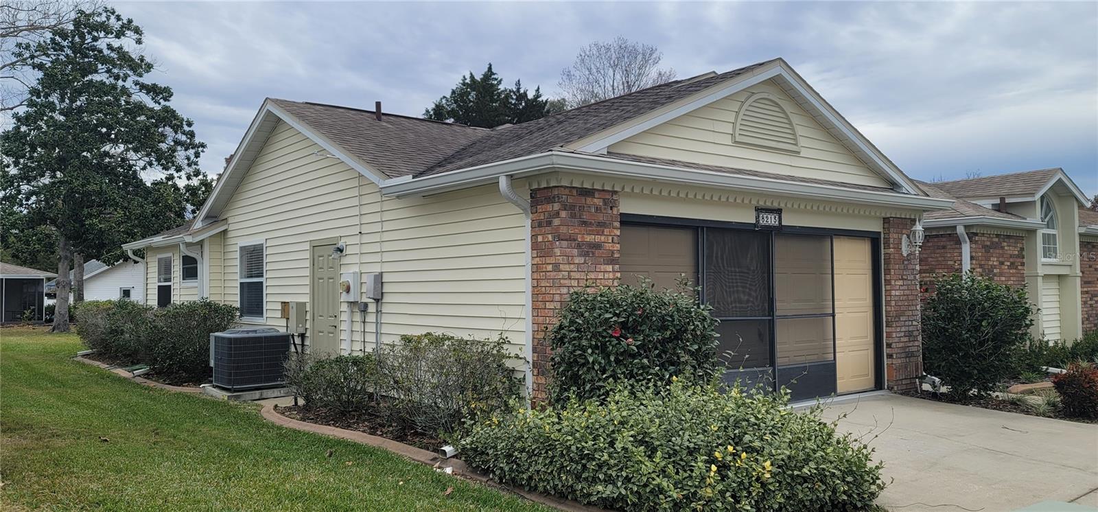 8213 REYNOLDS photo 2