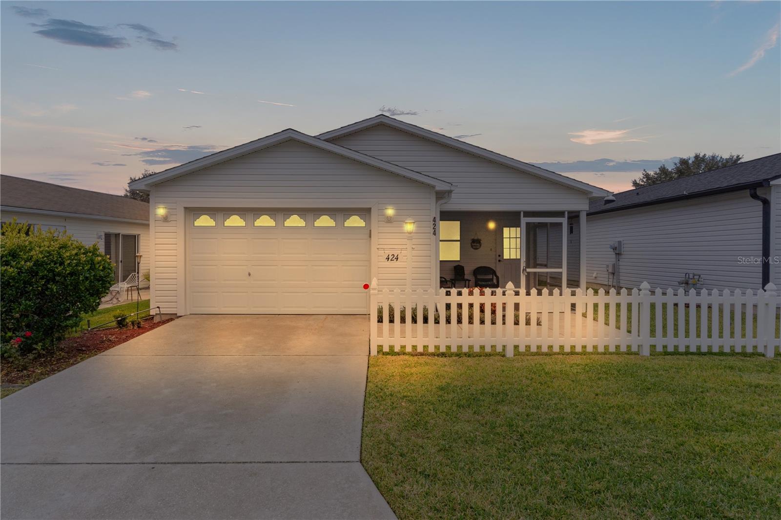 424 ROSE CROFT TER photo 2