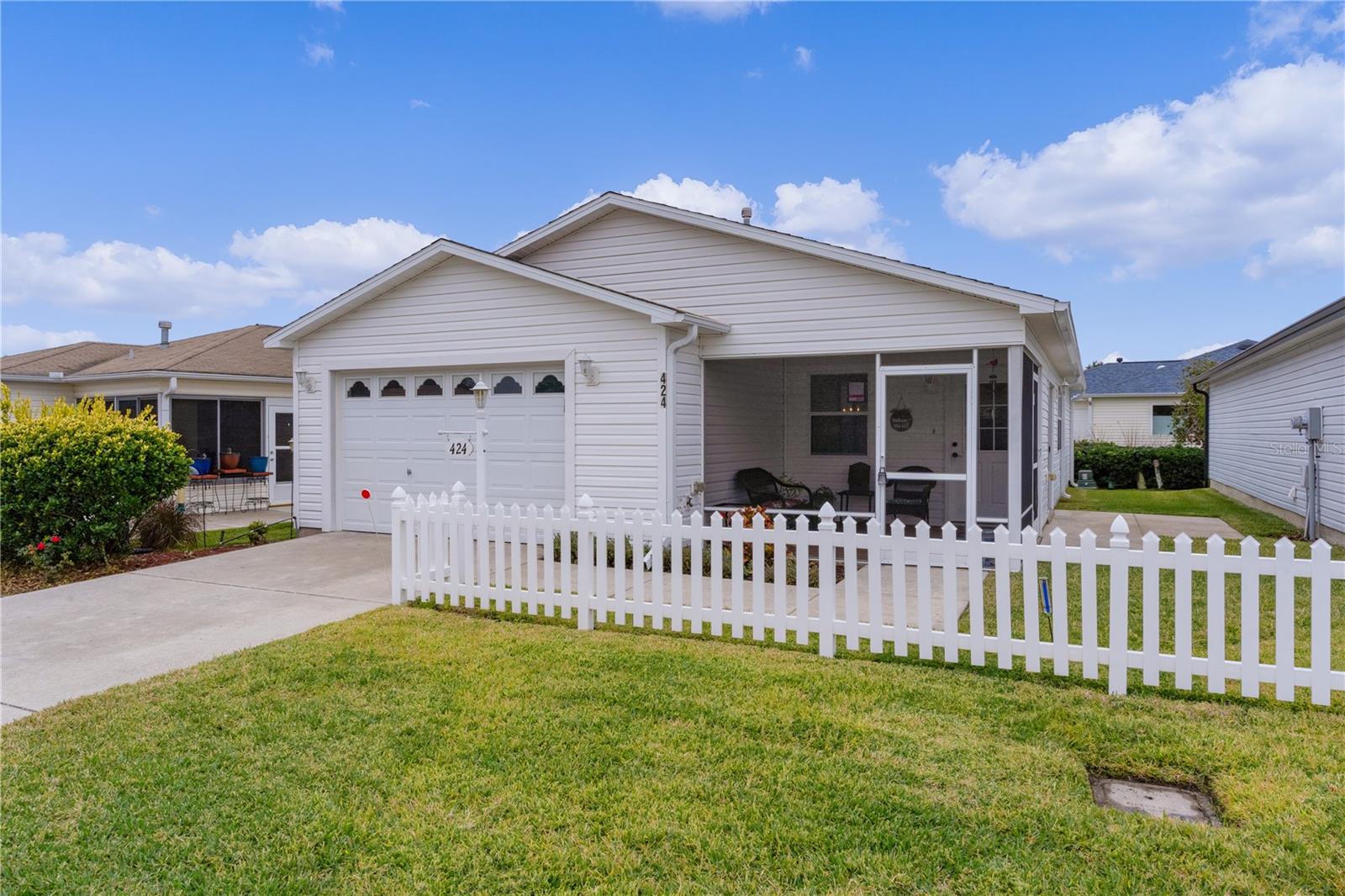 424 ROSE CROFT TER photo 4
