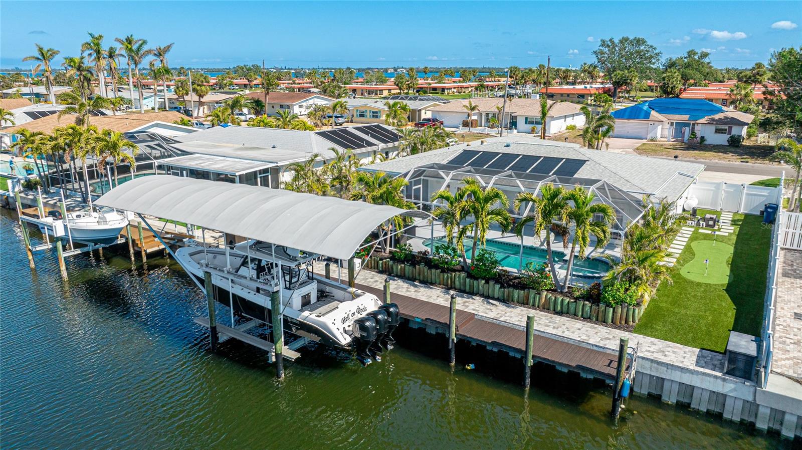 4204 ROYAL PALM DR photo 2