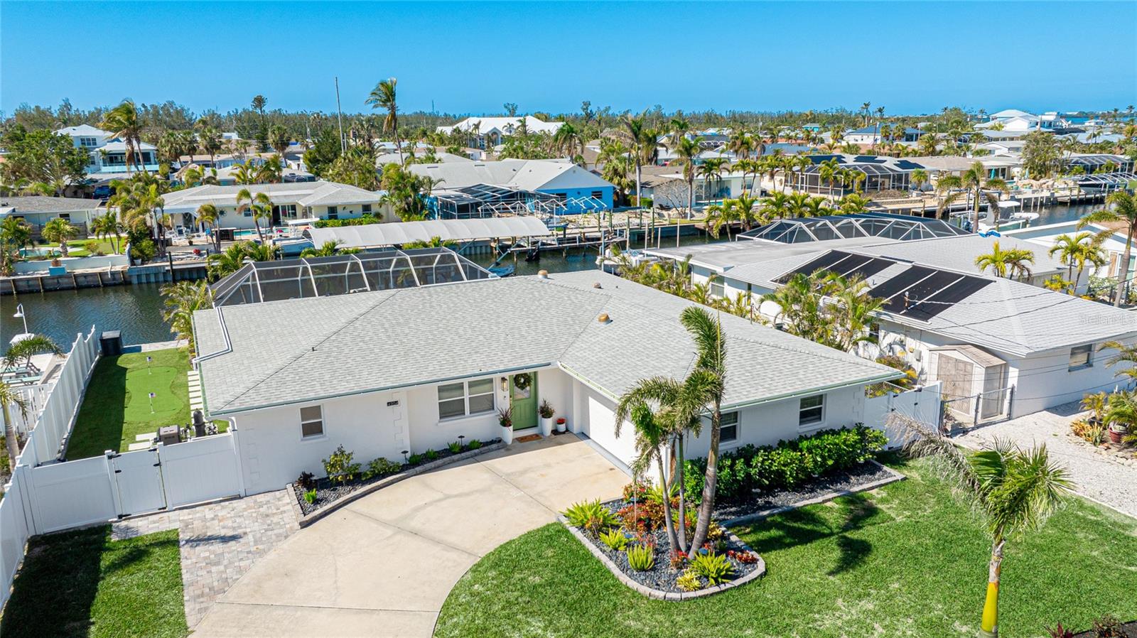 4204 ROYAL PALM DR photo 5