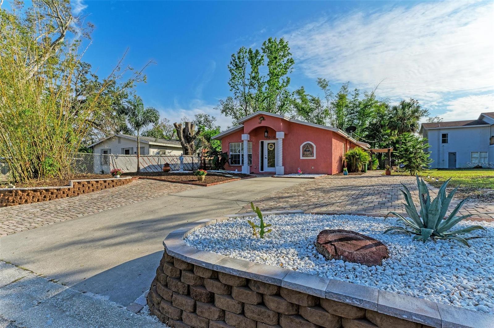 3060 ALTA VISTA ST — home for sale