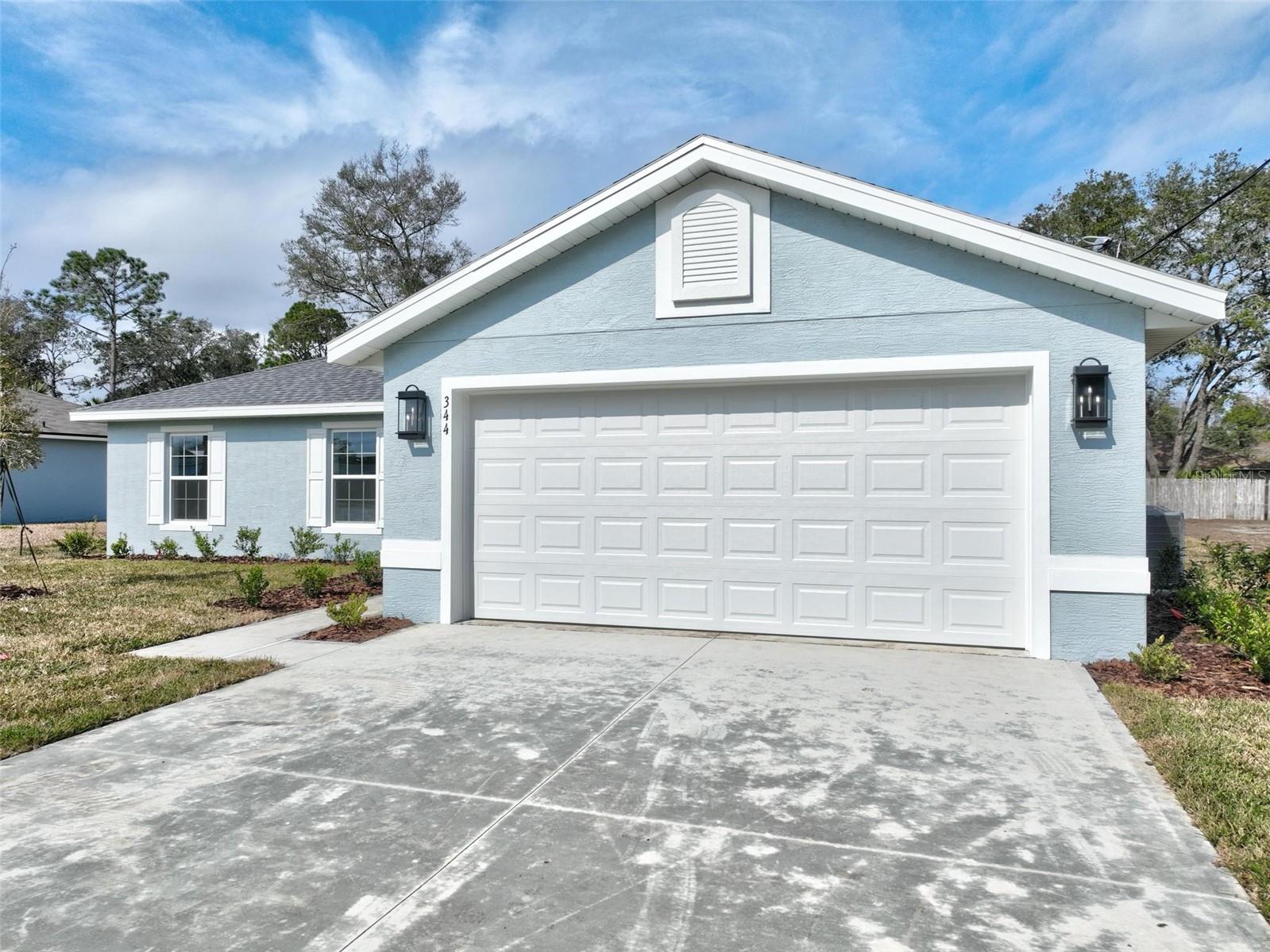 344 PARKVIEW DR