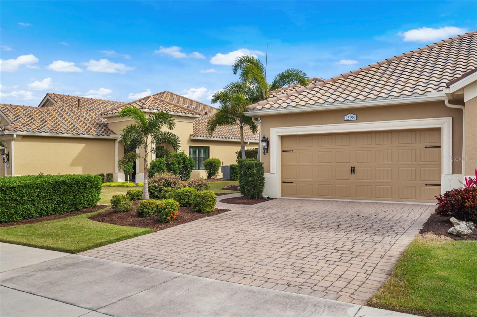 12199 SEBRING LN photo 3
