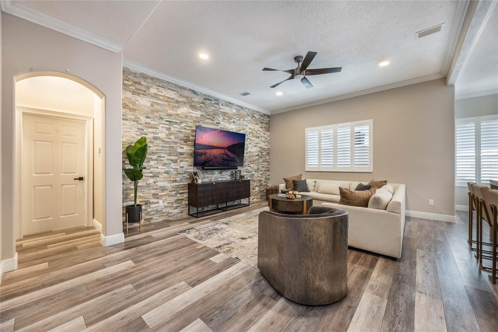 7400 SOIREE WAY photo 3