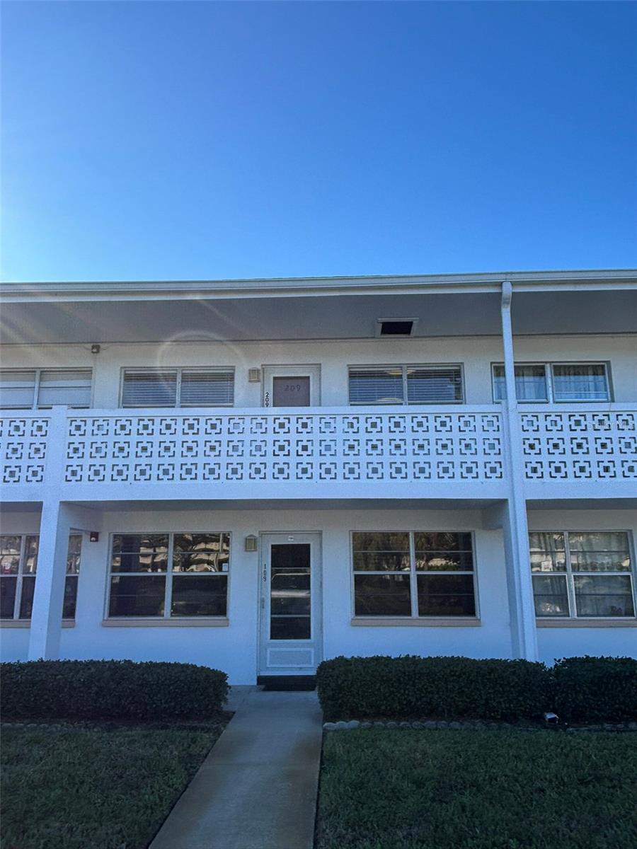 1000 79TH AVE N #209 — home for sale
