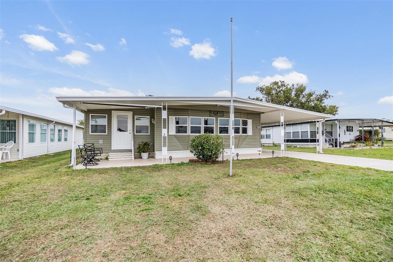 5322 COMANCHE ST photo 3
