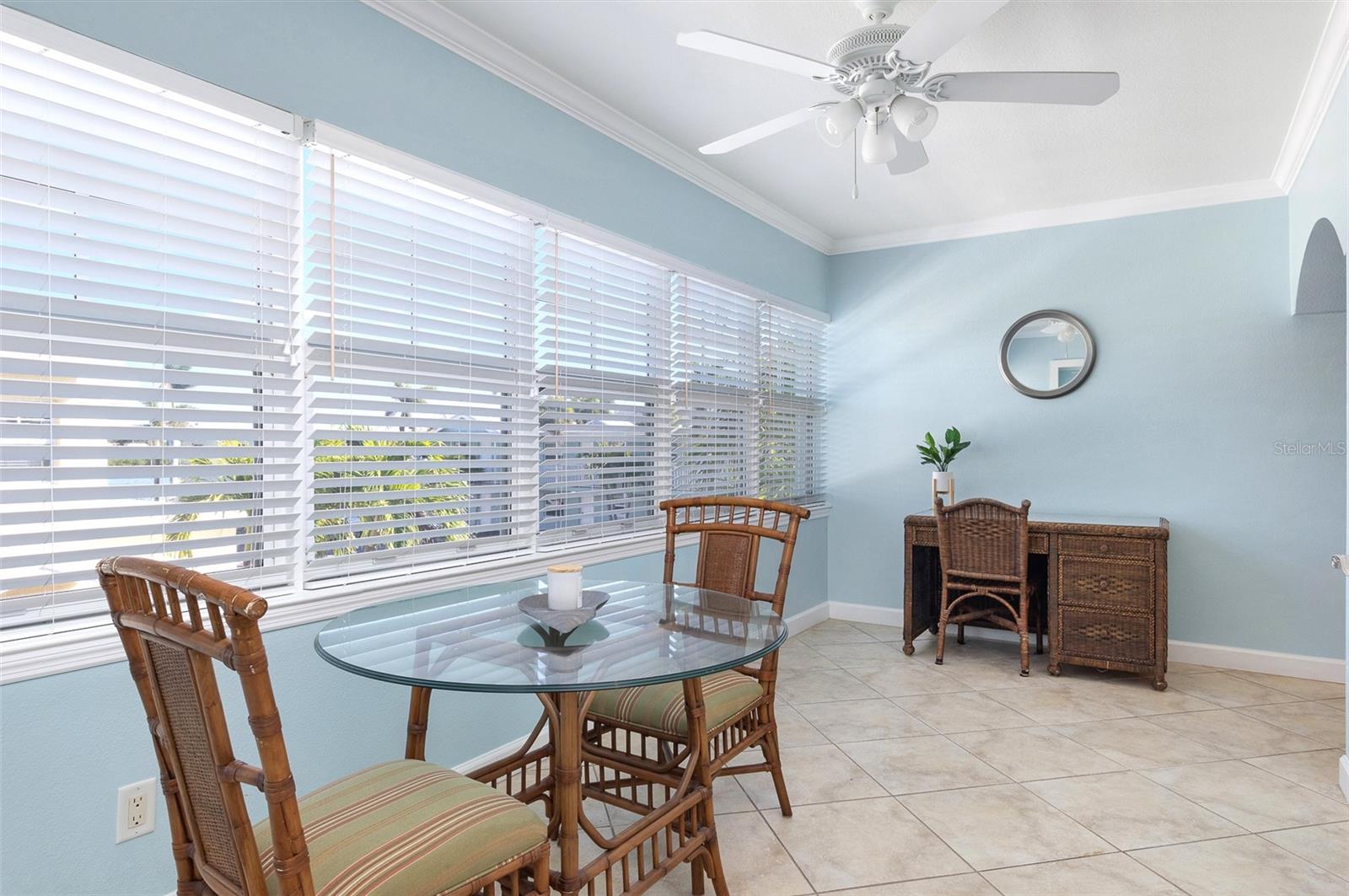19417 GULF BLVD #E201 photo 3
