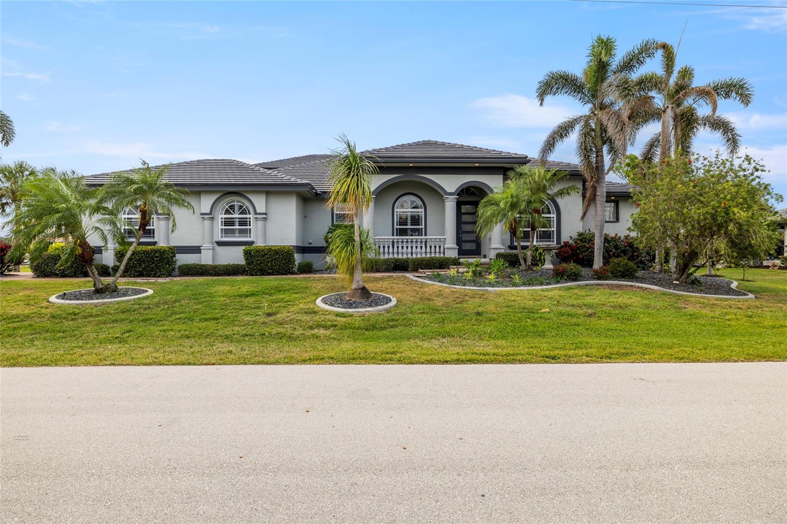 3607 DARIN DR photo 3
