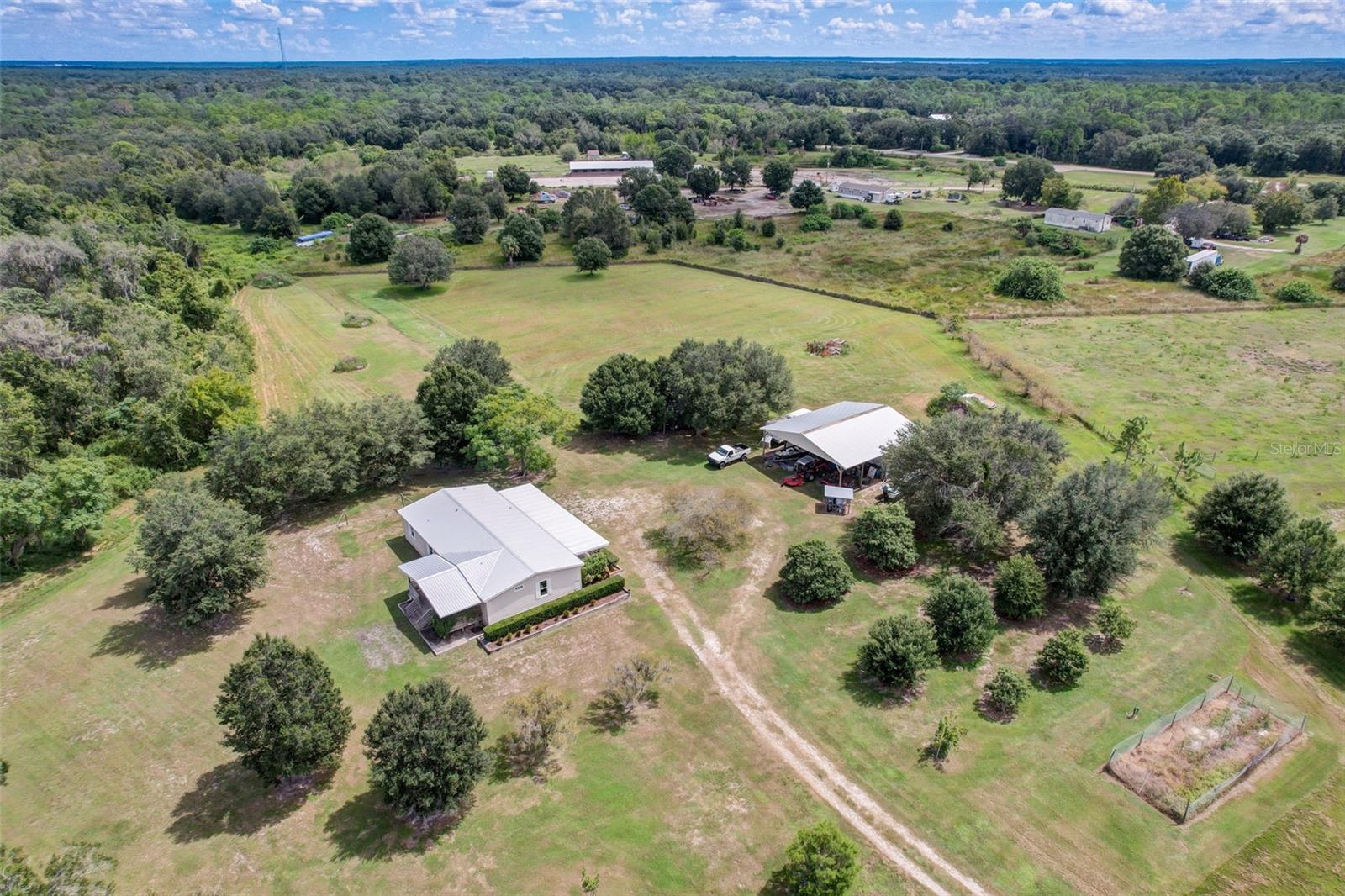 14475 GETTIS LEE RD photo 4