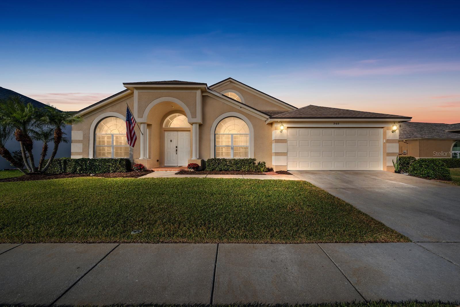 2102 GOLF MANOR BLVD photo 2