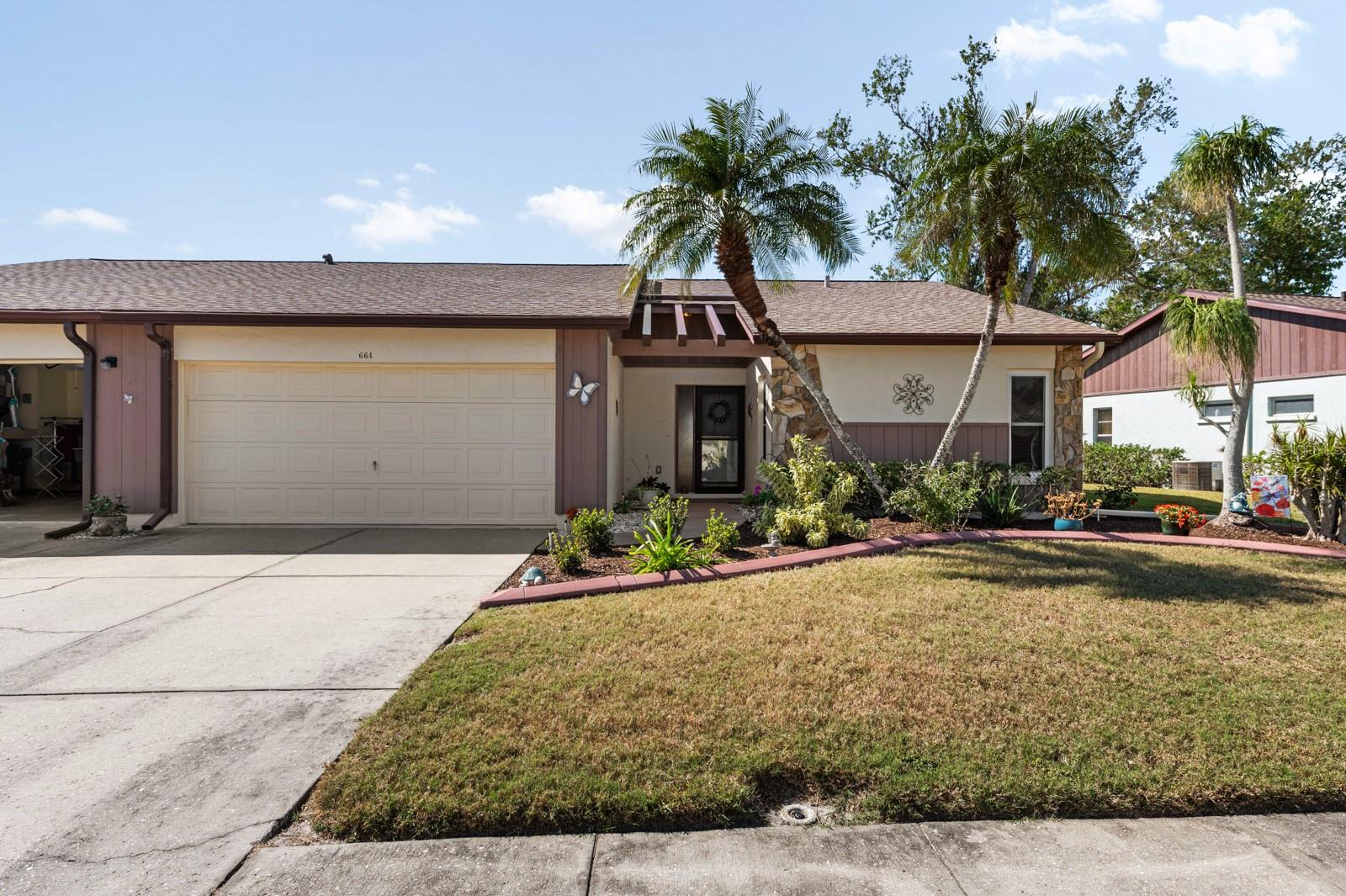 664 LINDEN DR — home for sale