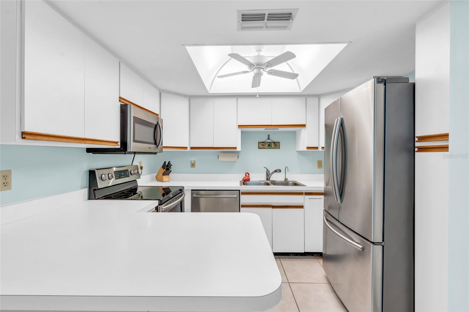 13204 BROADHURST LOOP photo 4