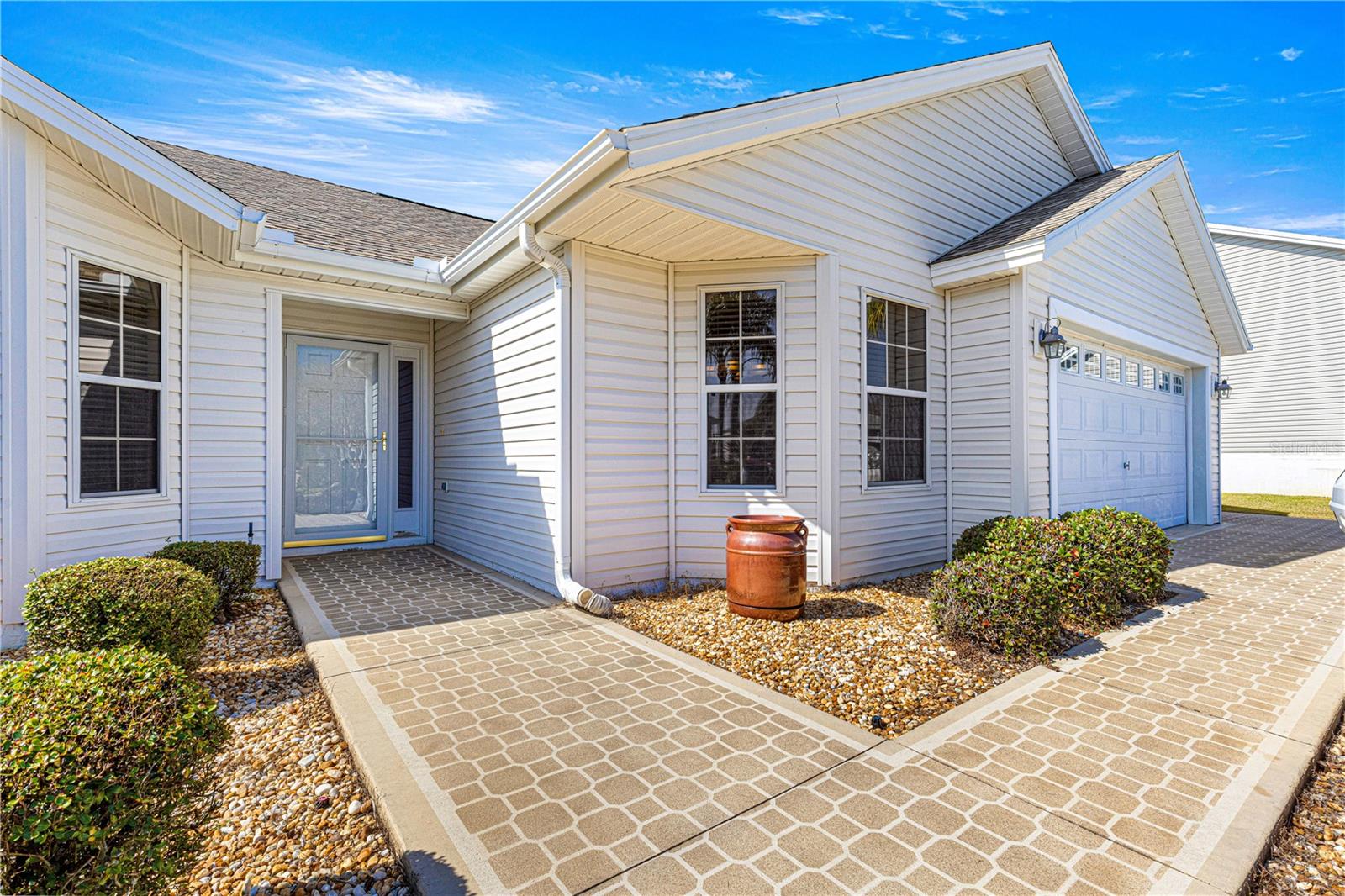 2630 DUNBAR AVE photo 3