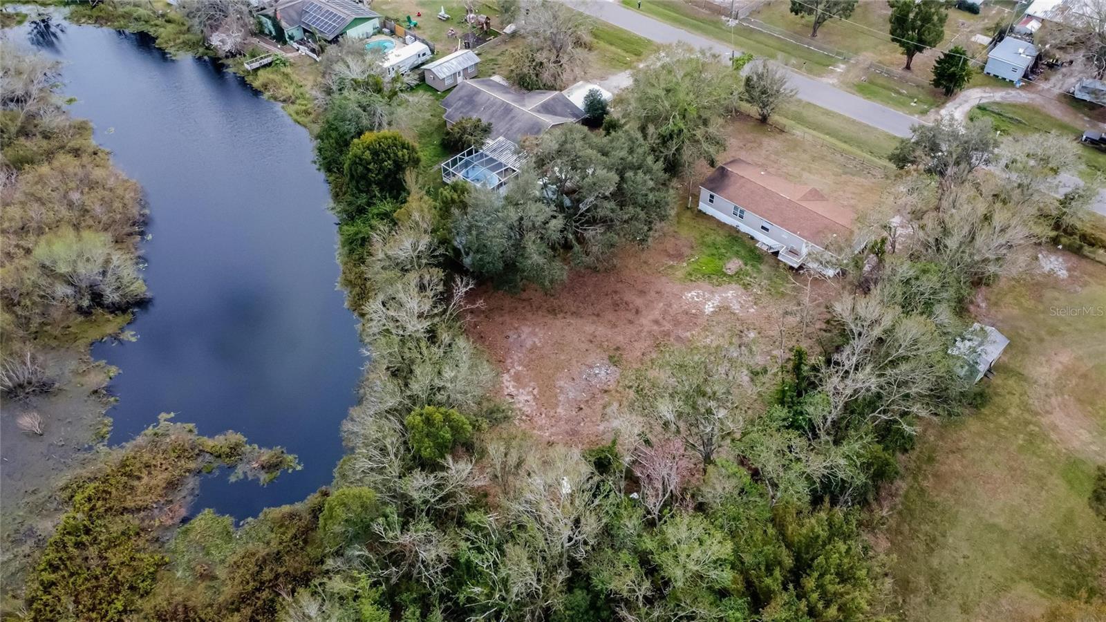 12914 GORDON RD photo 2