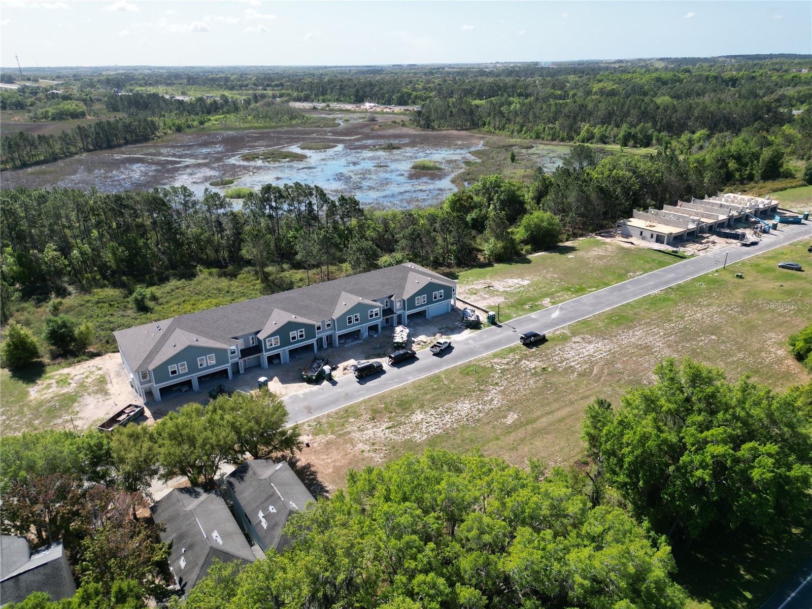 205 GLASS ONION DR photo 5