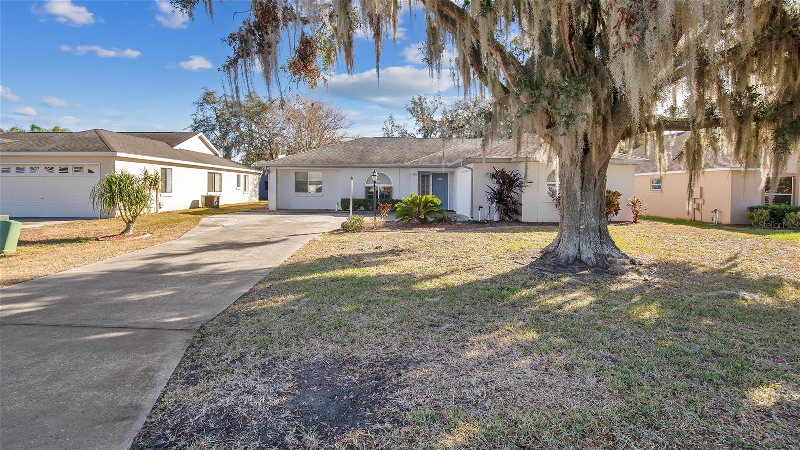 33352 FOUNTAIN LN photo 4