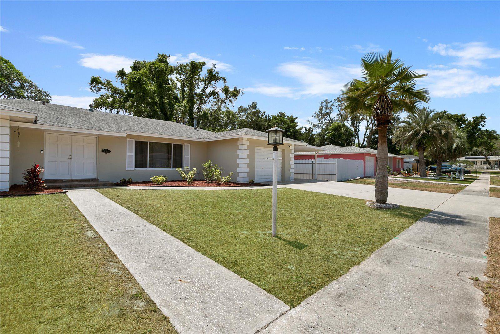 7304 GATES CIR photo 2