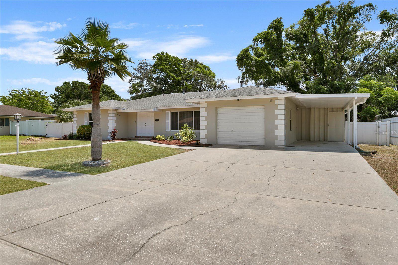 7304 GATES CIR photo 3