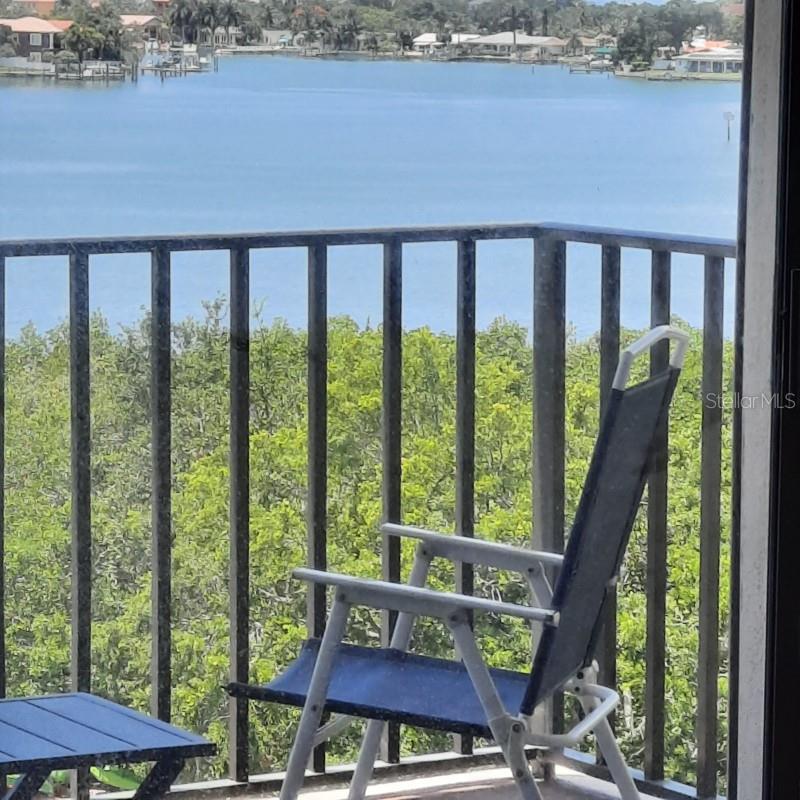 7050 SUNSET DR S #601 — home for sale
