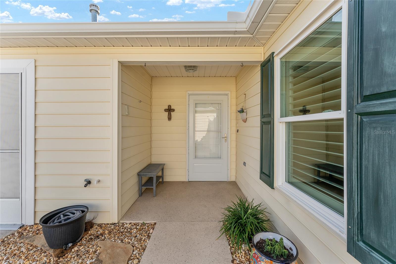 1410 CONCHAS DR photo 4