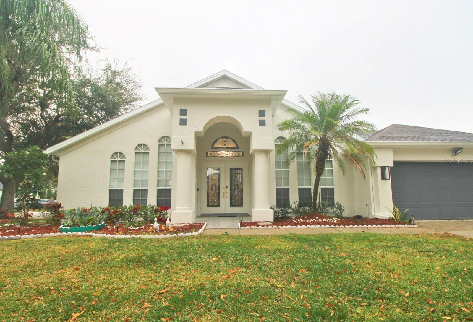 10001 NEWINGTON DR photo 2