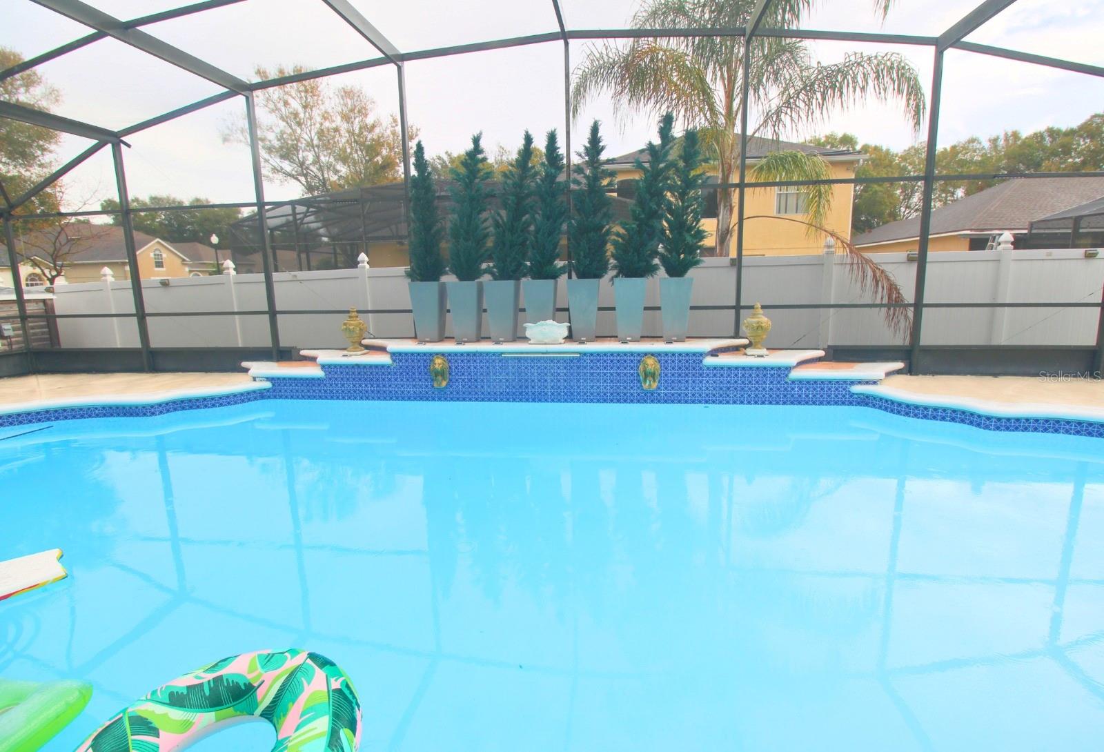 10001 NEWINGTON DR photo 3